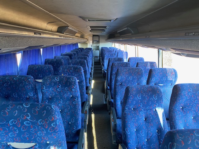 B12r VOLVO B12R 2005 50 SEATER LUX BUS MANUAL GEARBOX AIRCORN WITH TOILET ...