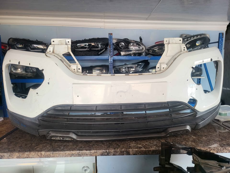 2022 Renault Kwid climber front bumper for sale - Private Seller 2022 Renault Kwid climber front bumper for sale - Private Seller