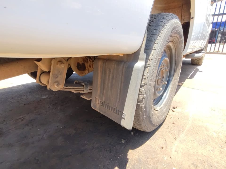 Mahindra Scorpio Pik Up 2017 rear mud flaps for sale - Private Seller