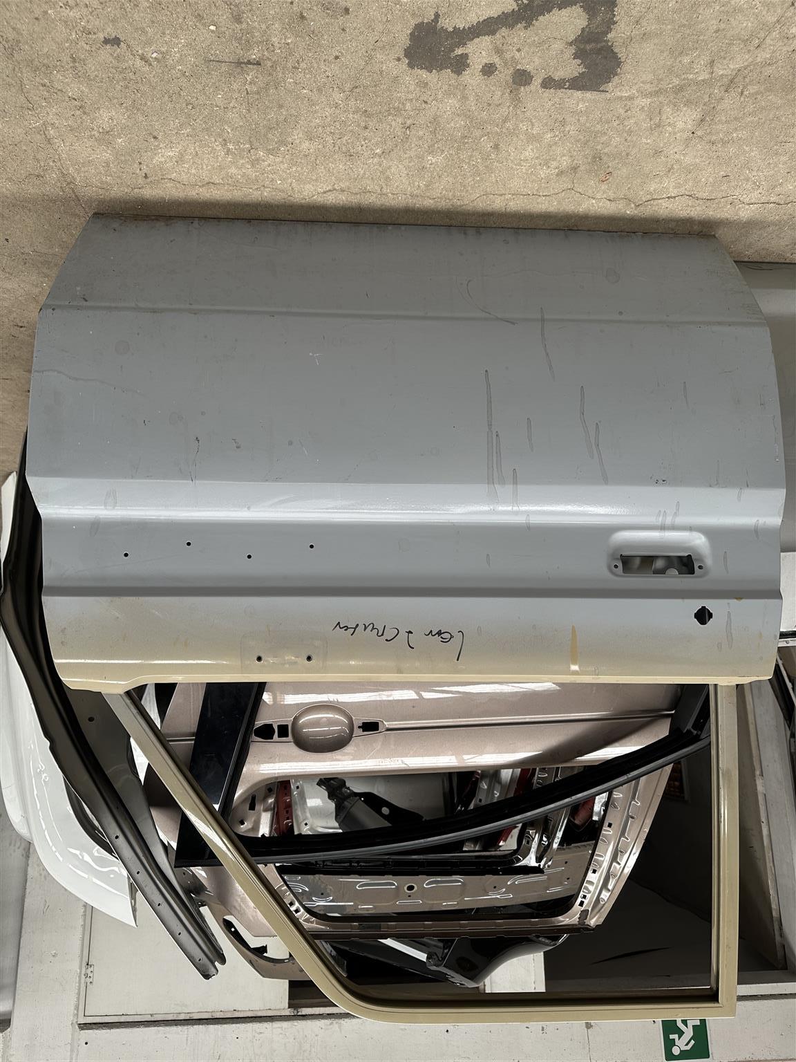 Toyota Land Cruiser 79 Series Door - Private Seller Toyota Land Cruiser 79 Series Door - Private Seller