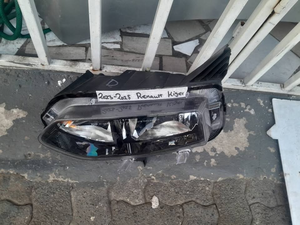 2021-2025 RENULT KIGER BOTTOM HEADLIGHT FOR SALE