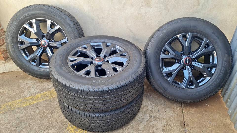 Ford Ranger original alloy mags size 18 +tyres - Private Seller Ford Ranger original alloy mags size 18 +tyres - Private Seller
