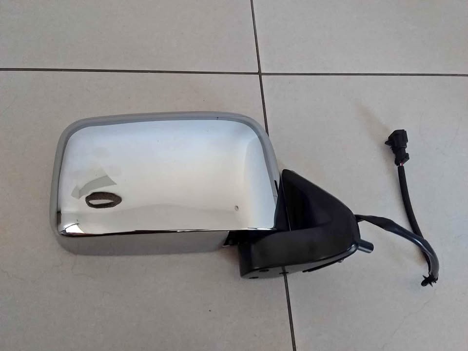 NISSAN HARDBODY NP300  BRAND NEW DOOR MIRROR ELECTRIC CHROME FOR SALE