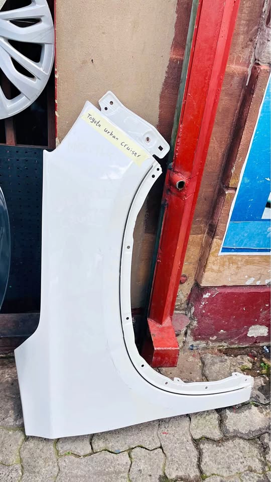 Toyota Urban Cruiser fender - Private Seller Toyota Urban Cruiser fender - Private Seller