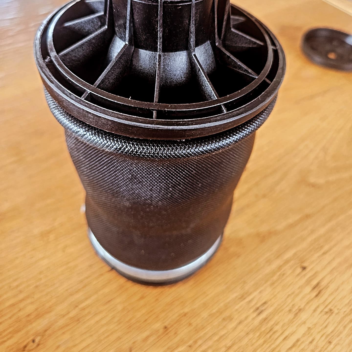 Mercedes Benz W164, W166 Rear Air Shock - Private Seller