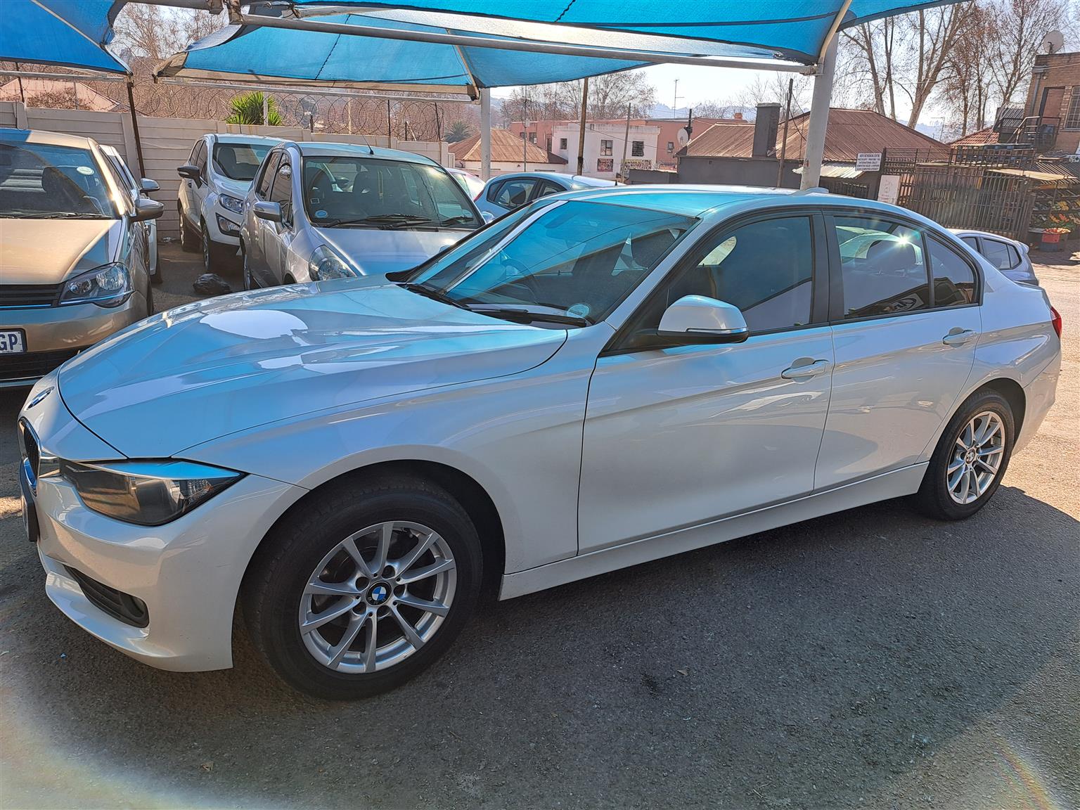 BMW 116i F30 AUTO