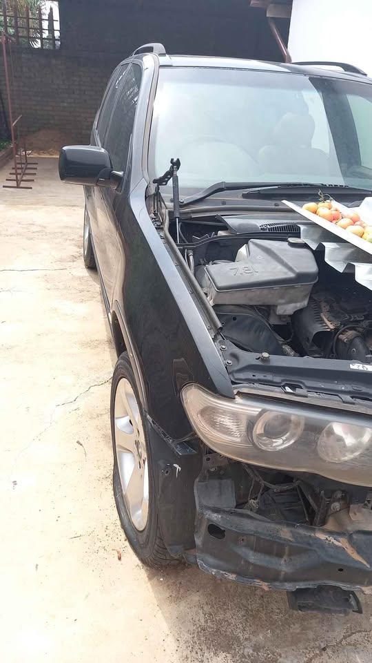 Bmw x5 e53 stripping for spares - Private Seller Bmw x5 e53 stripping for spares - Private Seller