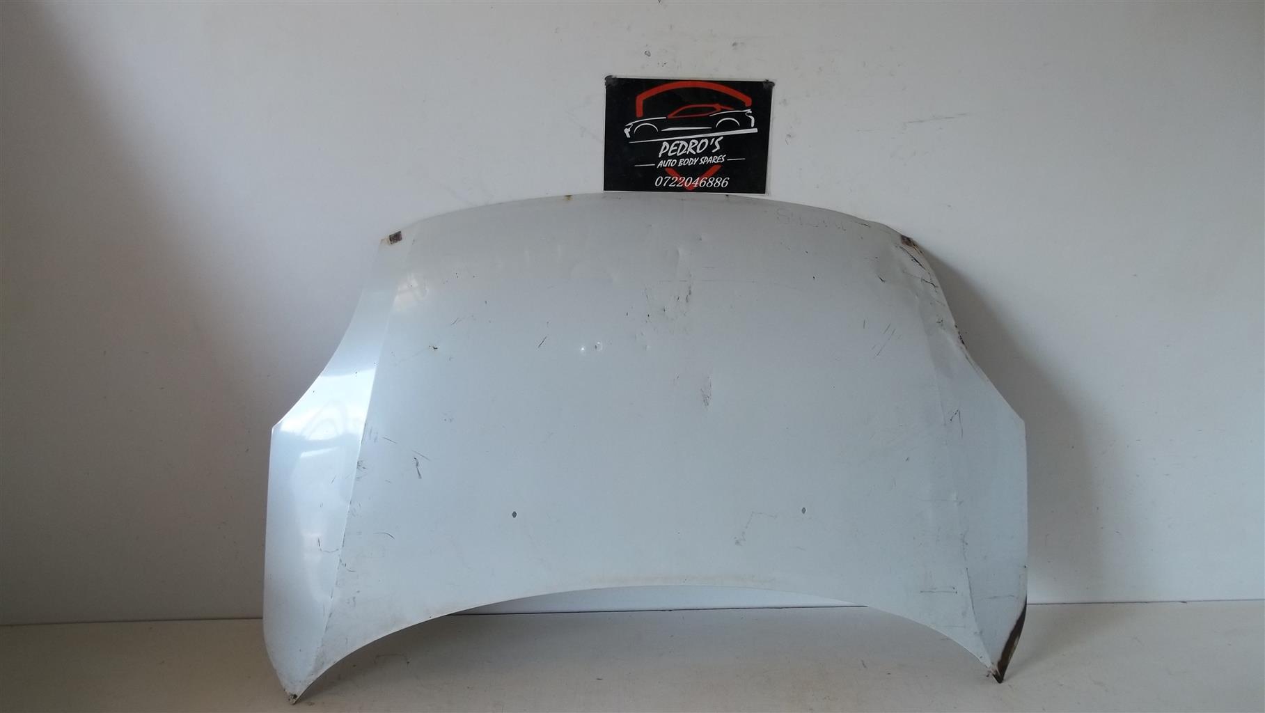 Suzuki Swift Mk2 Bonnets - Private Seller Suzuki Swift Mk2 Bonnets - Private Seller