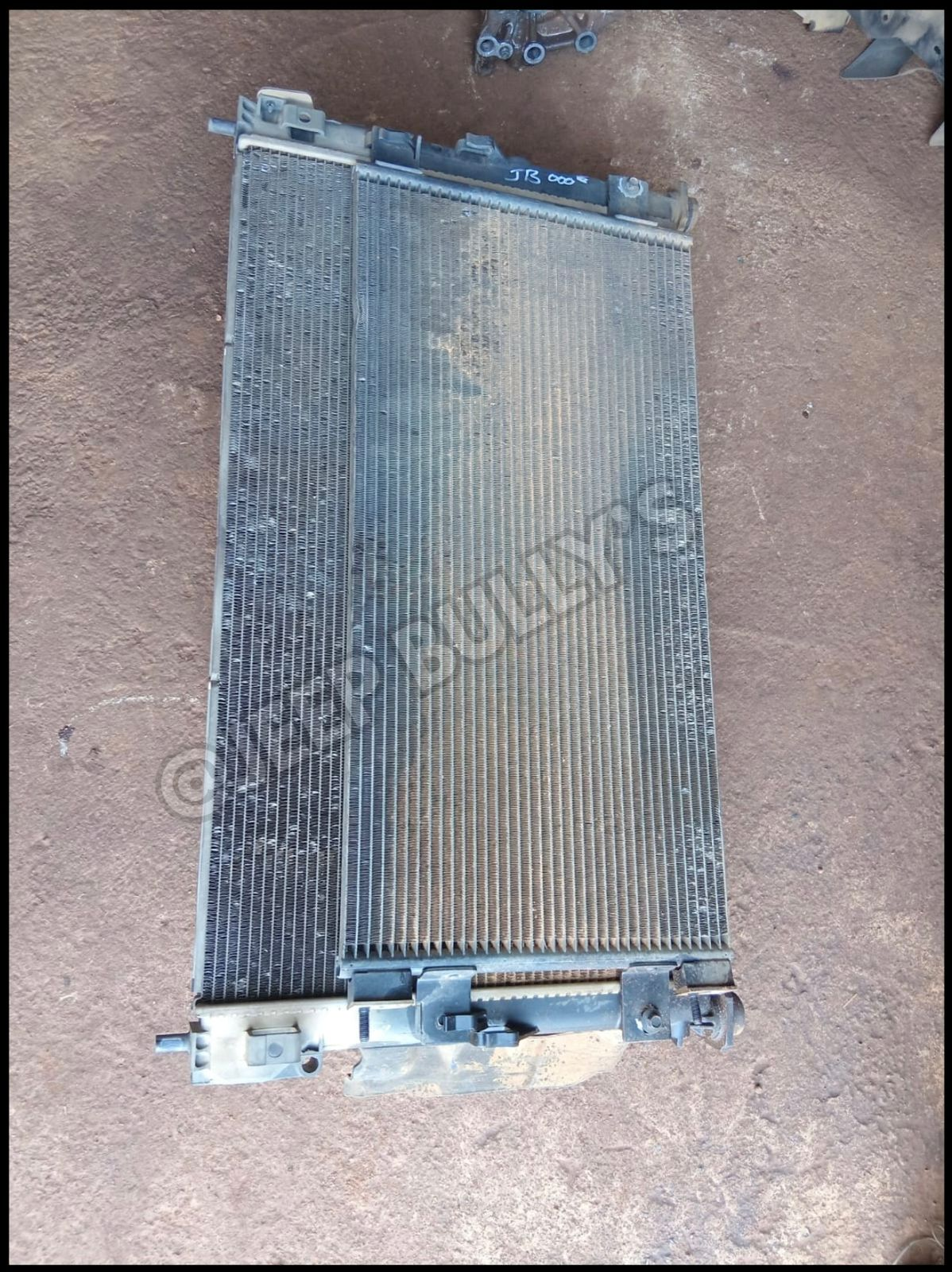 Radiator and Aircon Compressor: Jeep Patriot - Private Seller Radiator and Aircon Compressor: Jeep Patriot - Private Seller