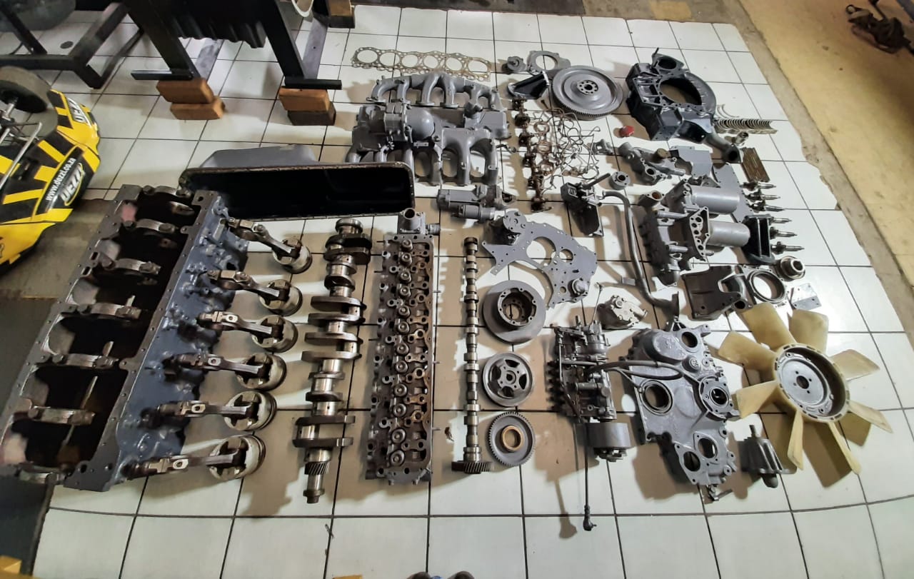 Hino EM100 Engine Spares