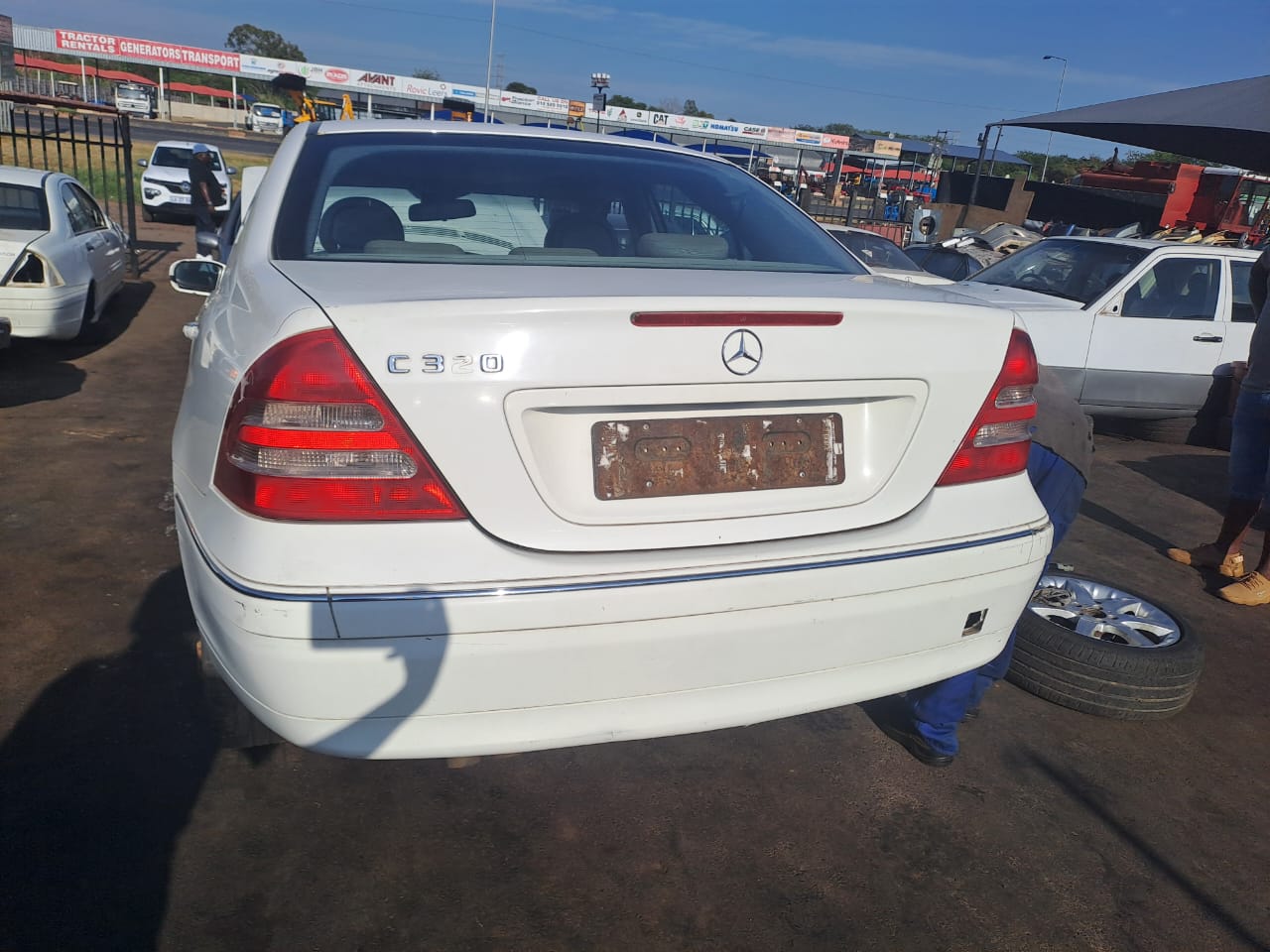 Merc Benz C320  available for stripping - Private Seller