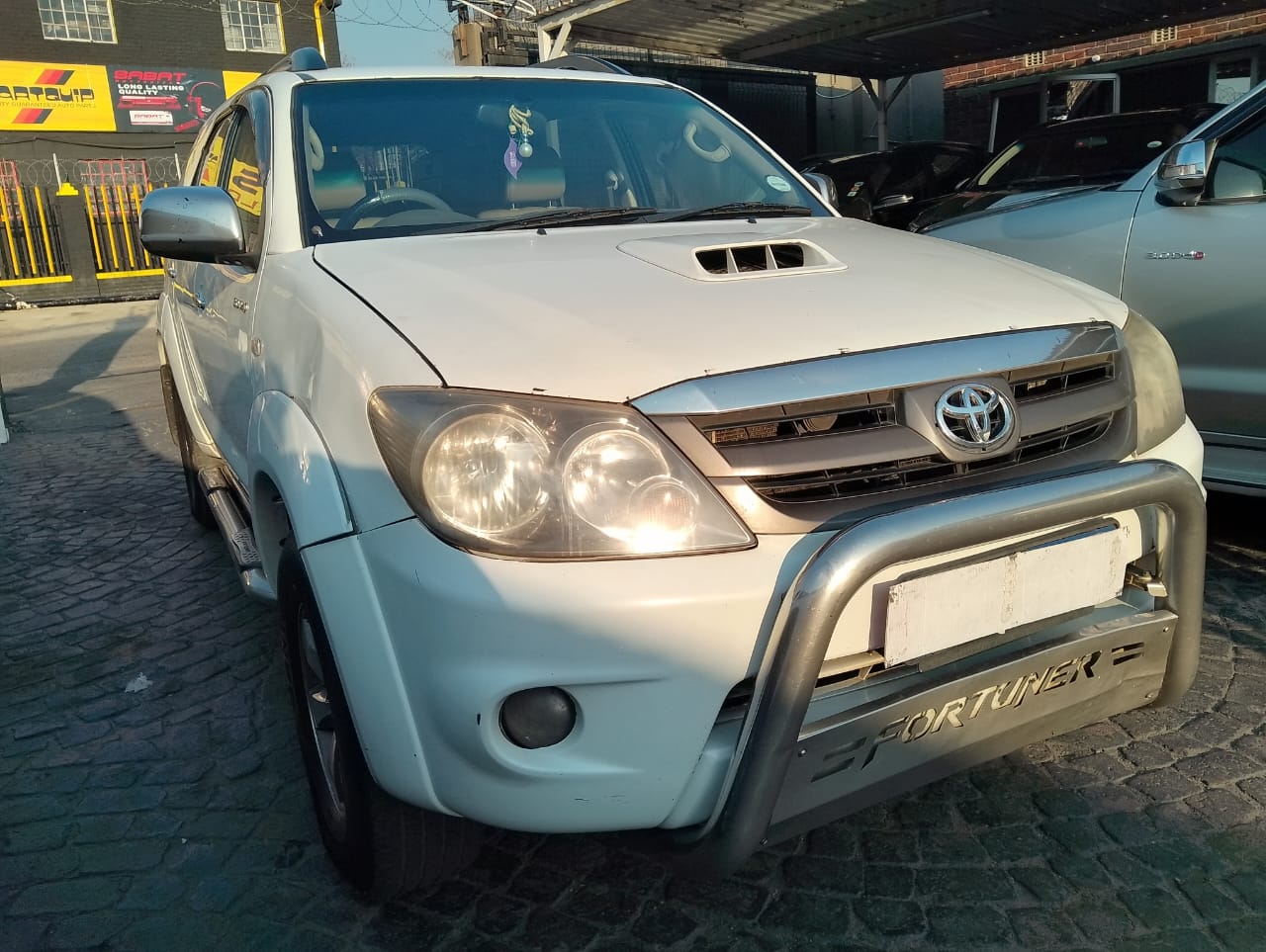 2007 Toyota Fortuner SUV 7Seater 3.0 D4D Diesel Manual 300,000km Leather Seats,