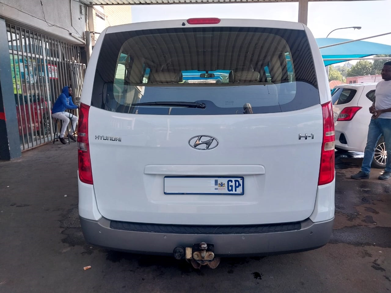 Used 2011 Hyundai H-1 H-1 2.4 wagon GLS - Private Seller