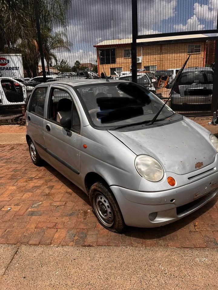 2000 CHEVROLET SPARK FOR SPARES - Private Seller