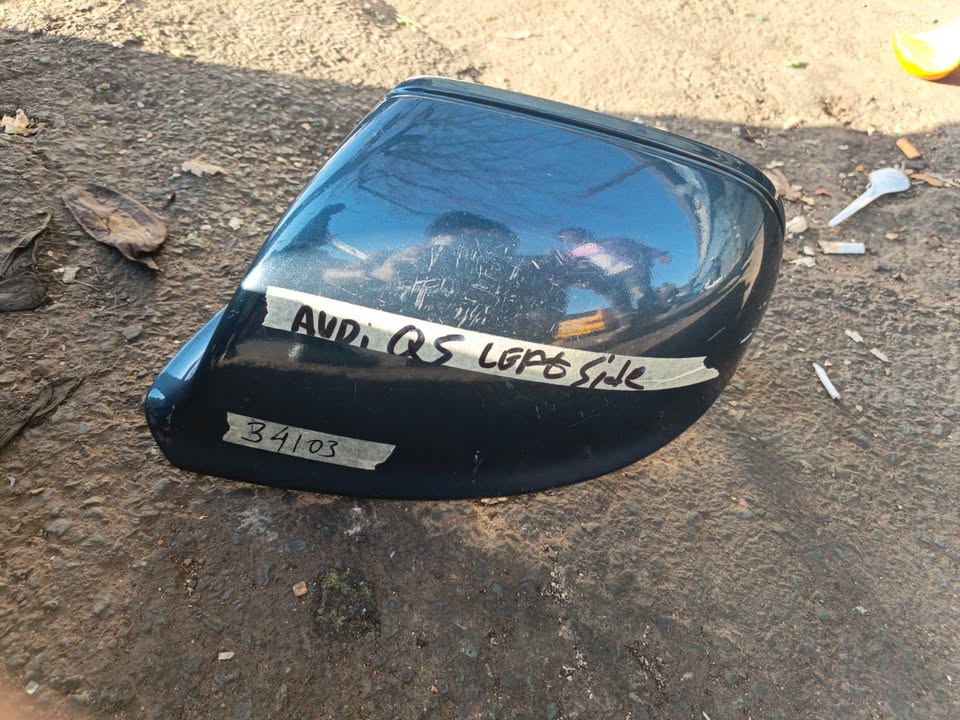 Audi Q5 left side mirror - Private Seller Audi Q5 left side mirror - Private Seller