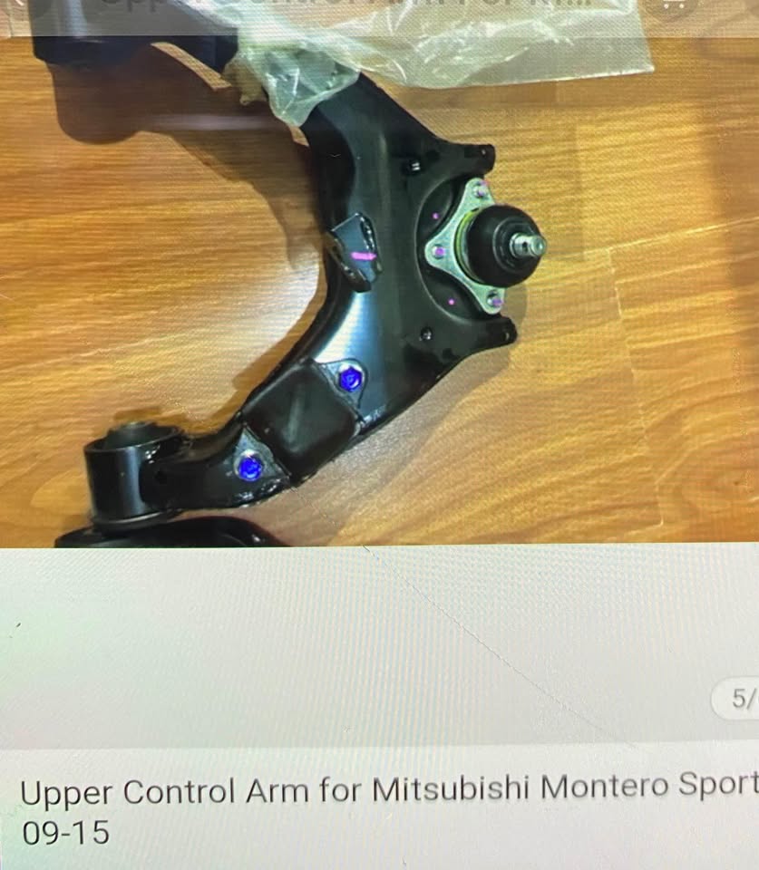 Upper Complete Control Arm Mitsubishi Pajero,Triton  (2011) - Private Seller