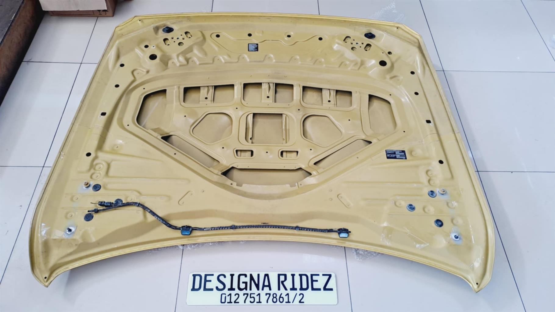 BMW F80/F82 M3/M4 BONNET AND DASHBOARD+ HEADS-UP DISPLAY