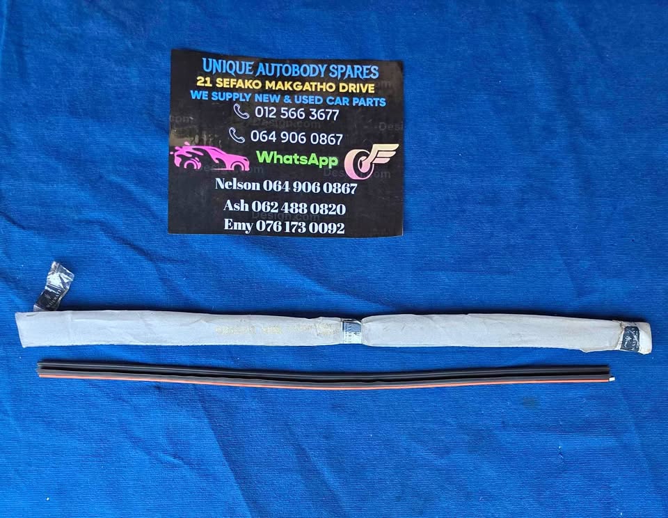 Maserati GranTurismo Boot Rubber - Private Seller