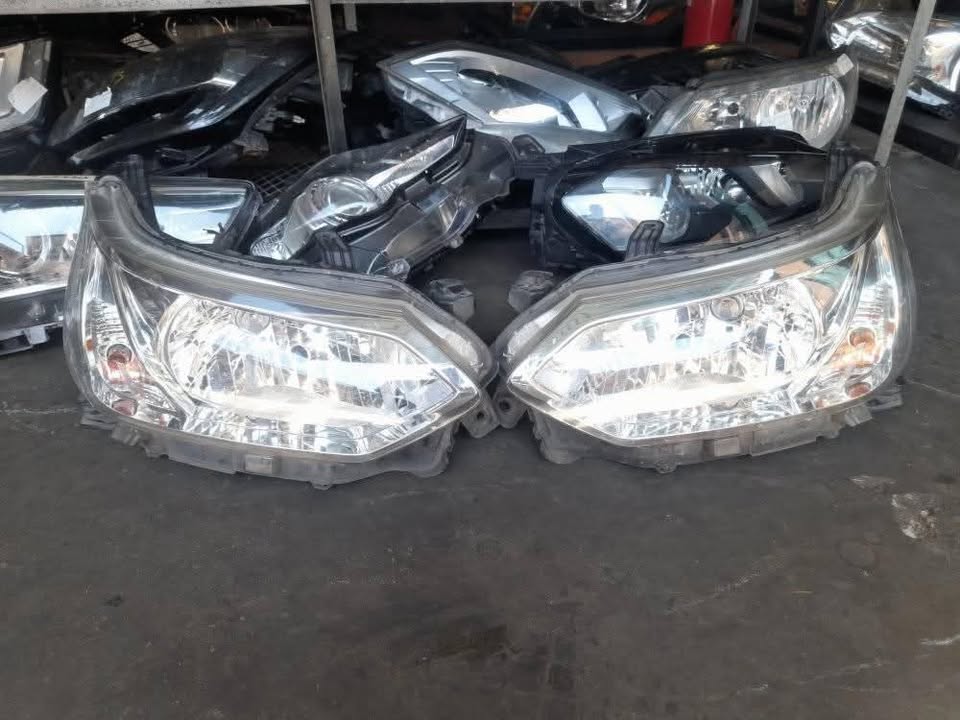 Toyota Avanza Headlights - Private Seller Toyota Avanza Headlights - Private Seller