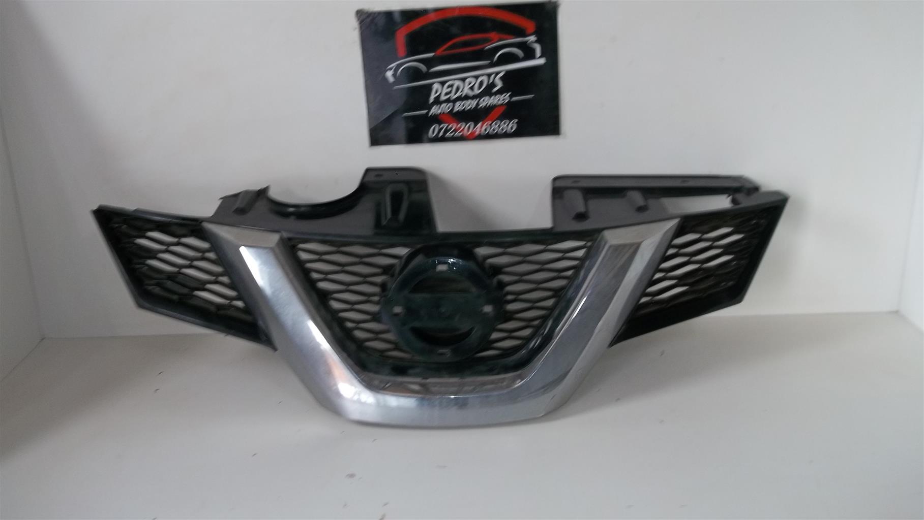Nissan Xtrail 14-21 radiator grille - Private Seller Nissan Xtrail 14-21 radiator grille - Private Seller