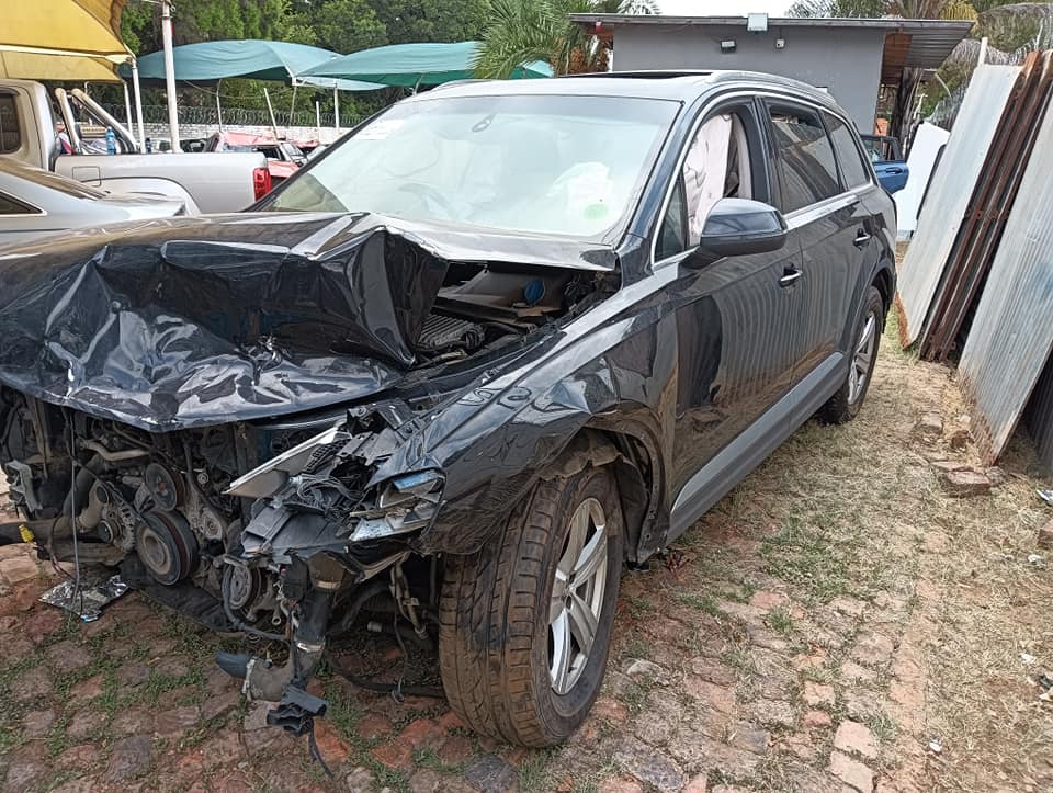 2017 AUDI Q7 STRIPPING FOR SPARES - Private Seller