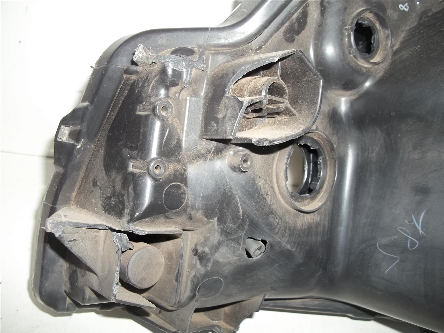 Suzuki Grand Vitara right headlight - Private Seller Suzuki Grand Vitara right headlight - Private Seller