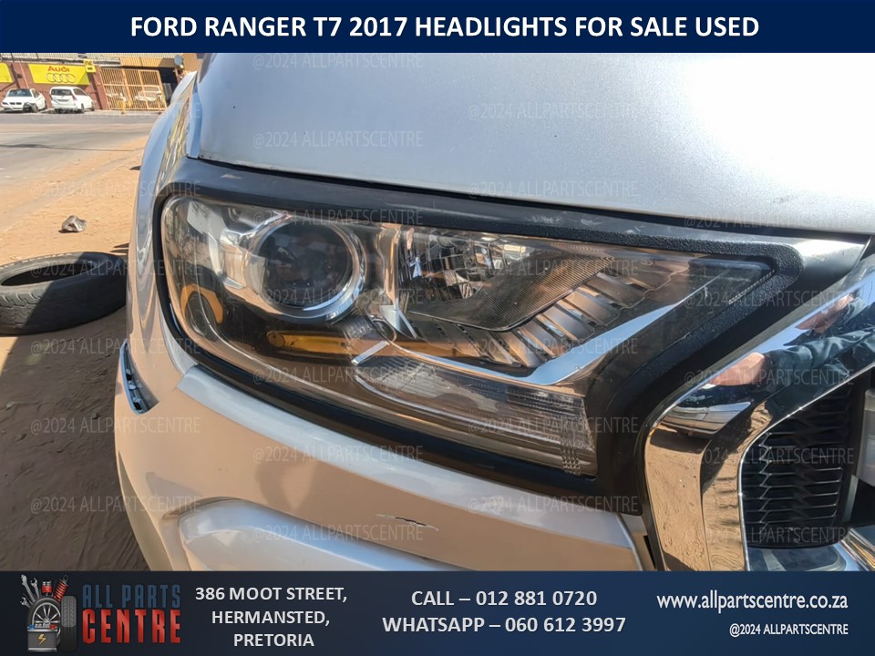 Ford Ranger T7 2017 headlight for sale used Ford Ranger T7 2017 headlight for sale used