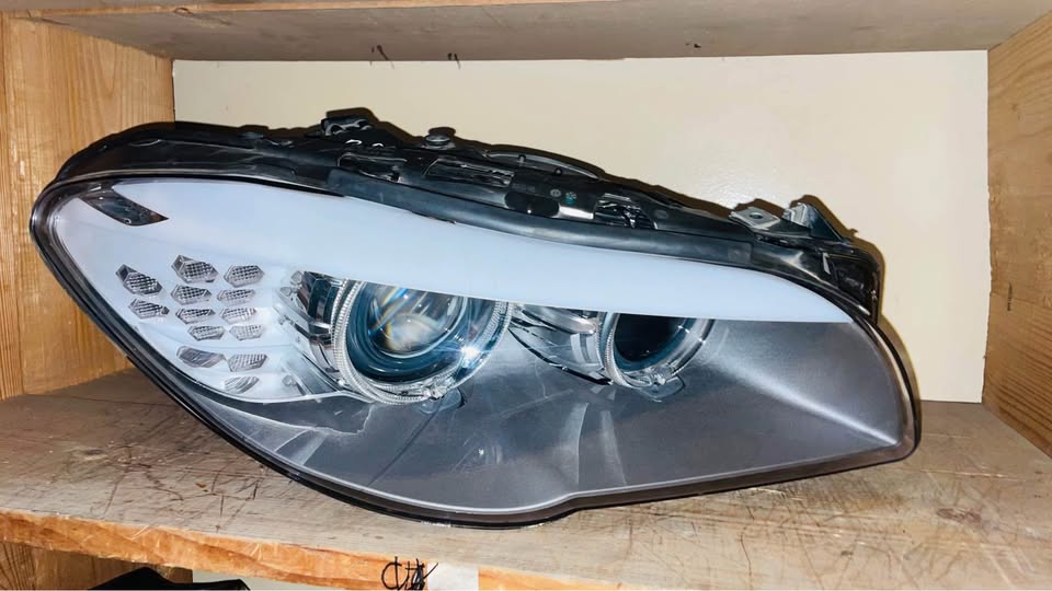 BMW 5 Series F10 headlights - Private Seller BMW 5 Series F10 headlights - Private Seller