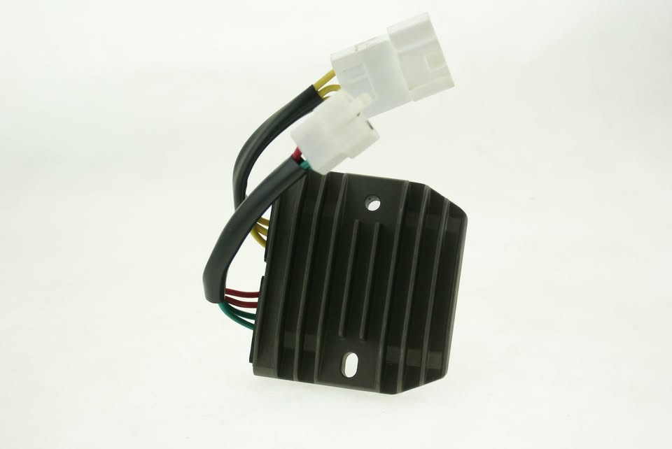 VOLTAGE REGULATOR