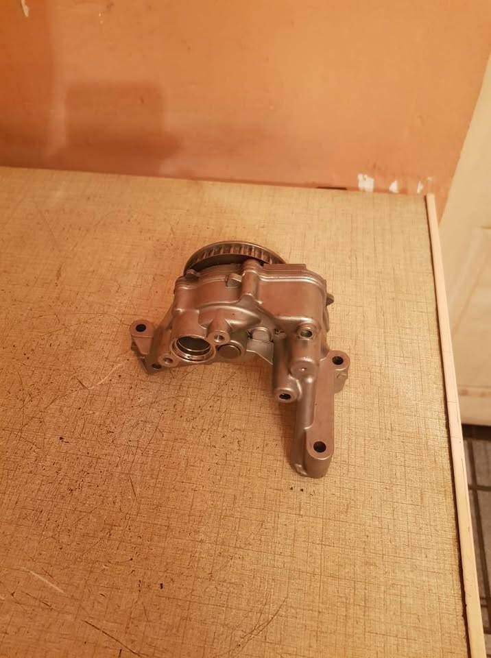 VW OR AUDI TDI OIL PUMP FORSALE