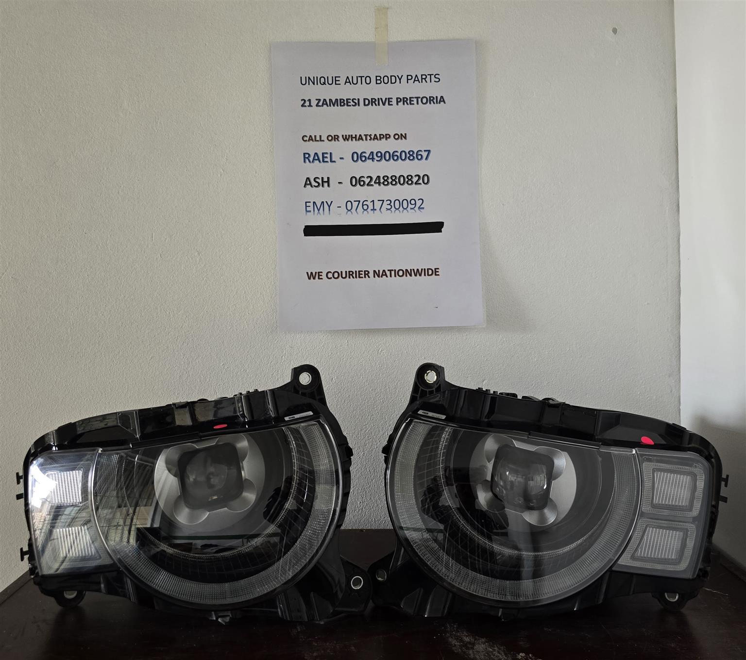 Land Rover Defender 2021 – 2024 Left and Right Headlights Land Rover Defender 2021 – 2024 Left and Right Headlights