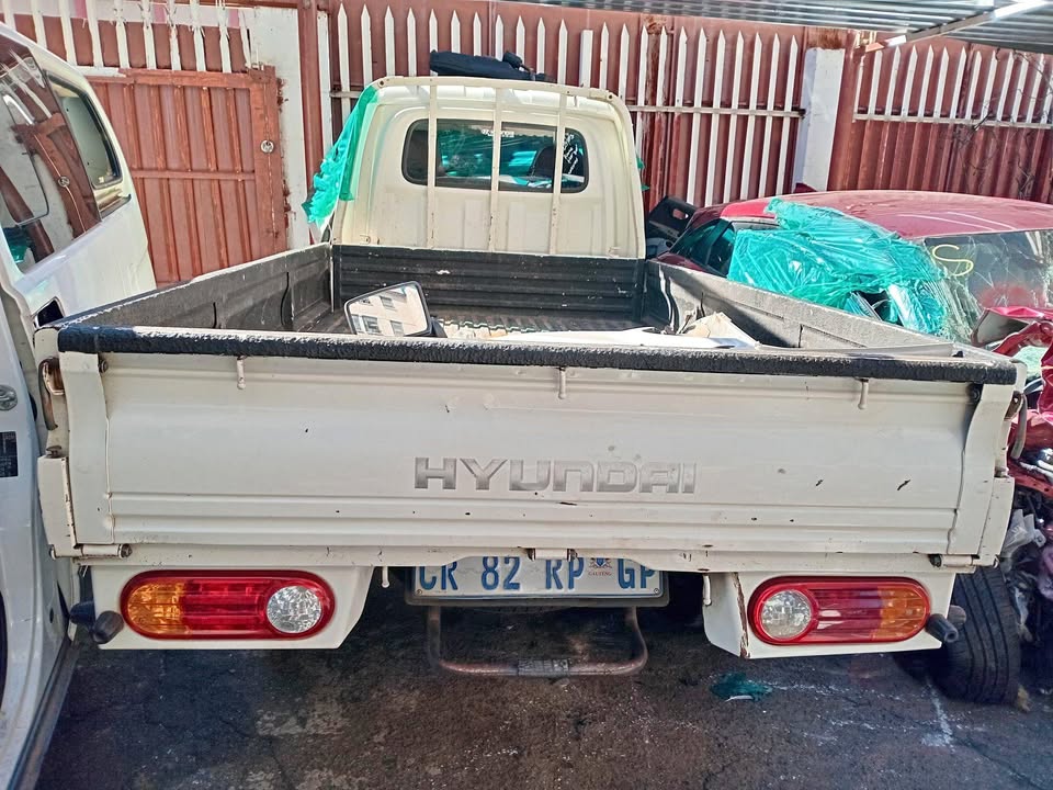 HYUNDAI H100 BAKKIE STRIPPING FOR PARTS - Private Seller HYUNDAI H100 BAKKIE STRIPPING FOR PARTS - Private Seller