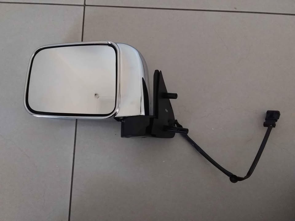 NISSAN HARDBODY NP300  BRAND NEW DOOR MIRROR ELECTRIC CHROME FOR SALE