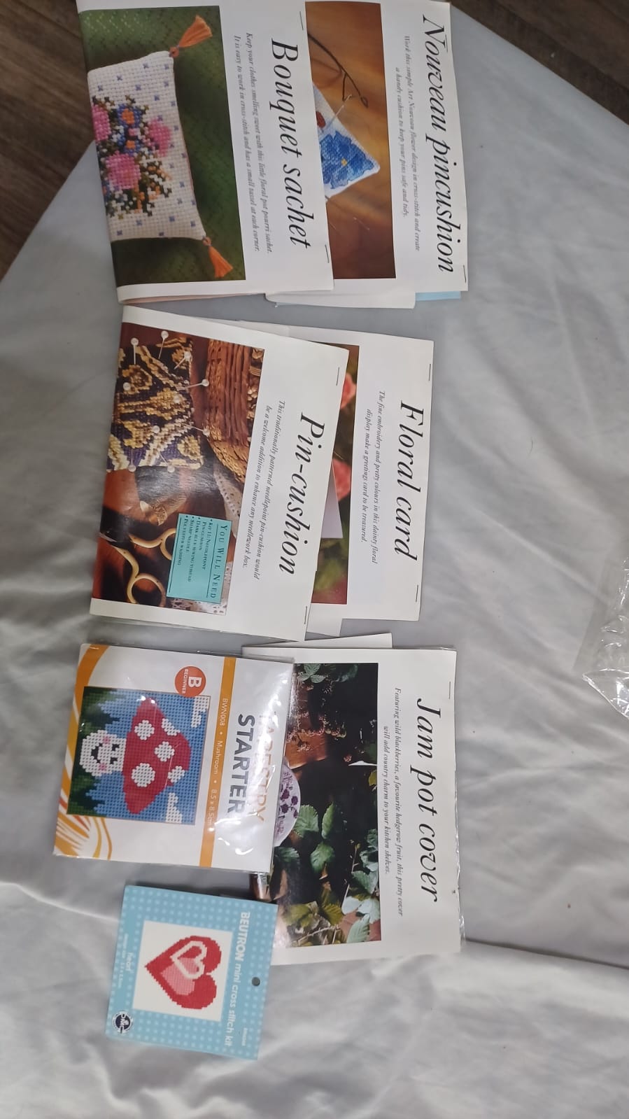 Needlework / Embroidery Needlework / Embroidery