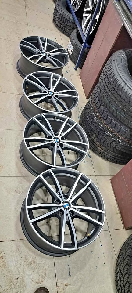 A set of original 19inch BMW mags for sale - Private Seller