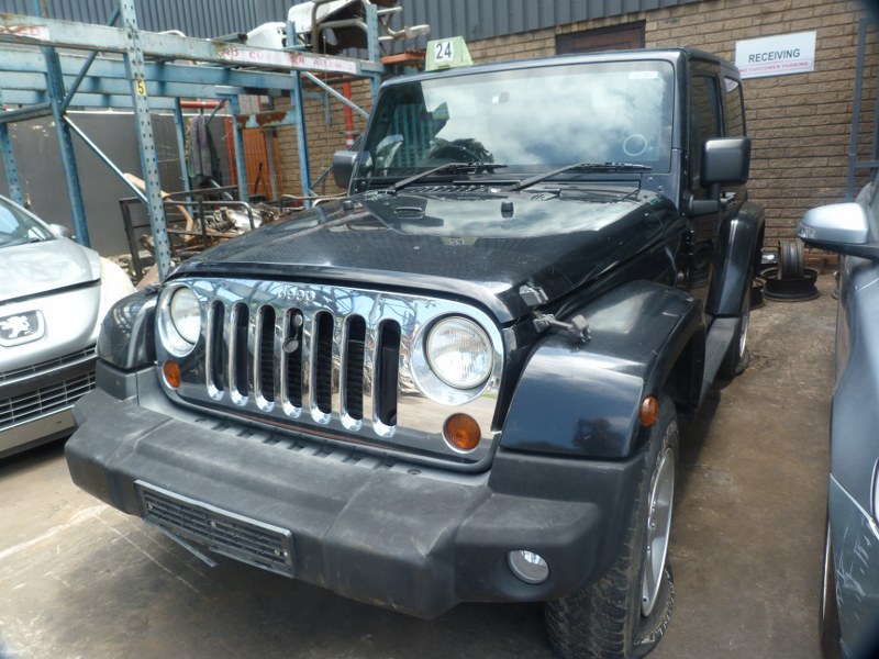 Jeep Wrangler CRD 2.8 AT - 2008 SPARESBOYZ STRIPPING FOR SPARES - Private Seller