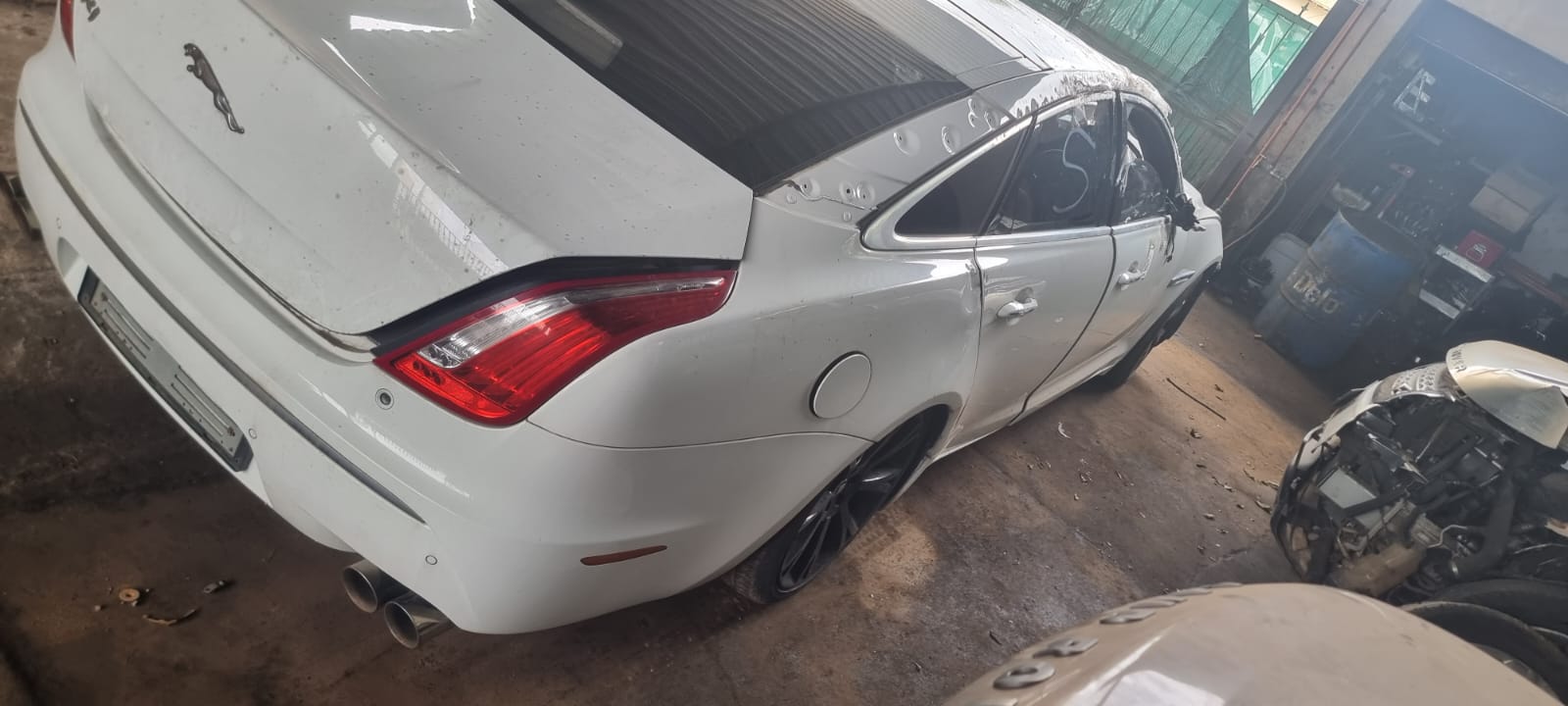 2012 Jaguar XJ 5.0l V8 S/C SuperSport Stripping for Spares