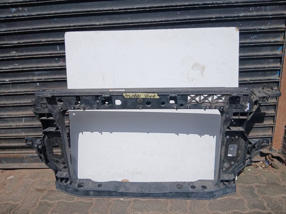 Hyundai Venue Radiator Cradle - Private Seller Hyundai Venue Radiator Cradle - Private Seller