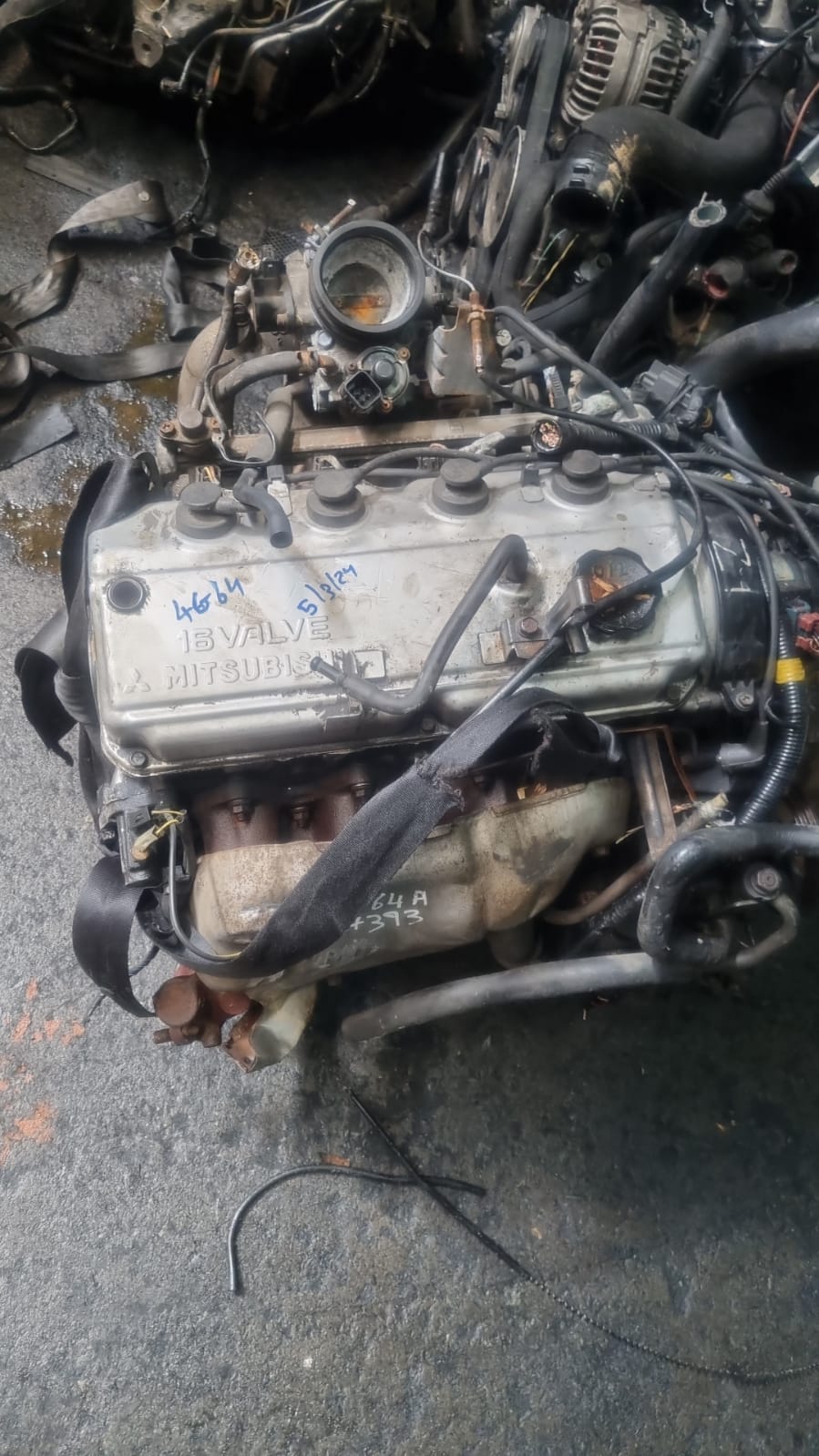 Mitsubishi 4G64 2.4L 16valve engine and gearbox available | Junk Mail