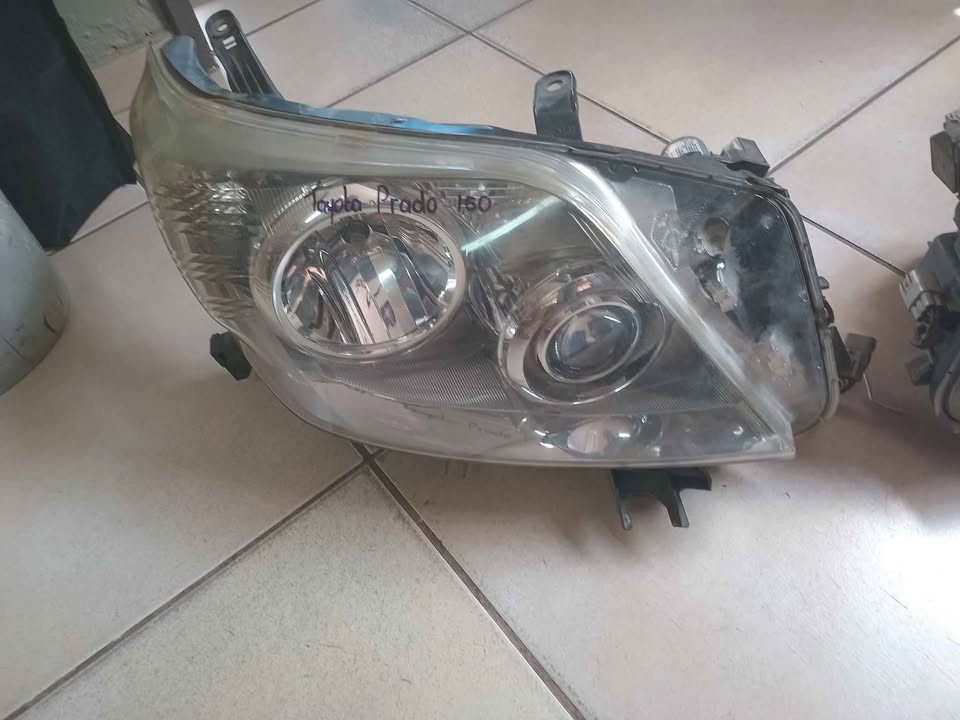 Toyota Prado J150 series headlight for sale - Private Seller Toyota Prado J150 series headlight for sale - Private Seller