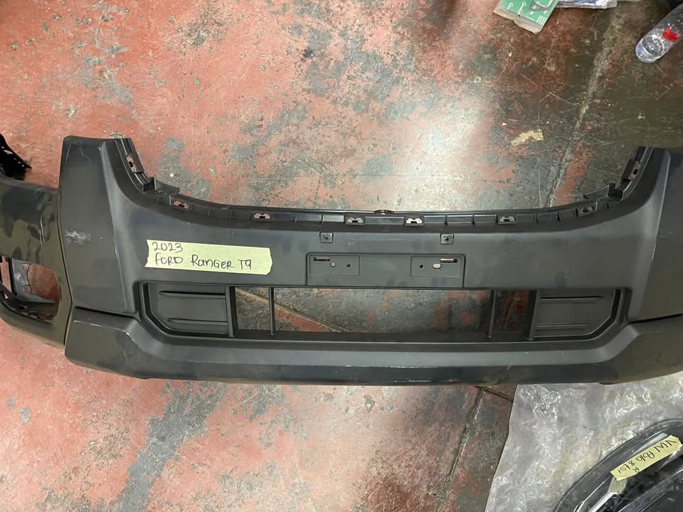 FORD RANGER T9 NORMAL FRONT BUMPER - Private Seller FORD RANGER T9 NORMAL FRONT BUMPER - Private Seller
