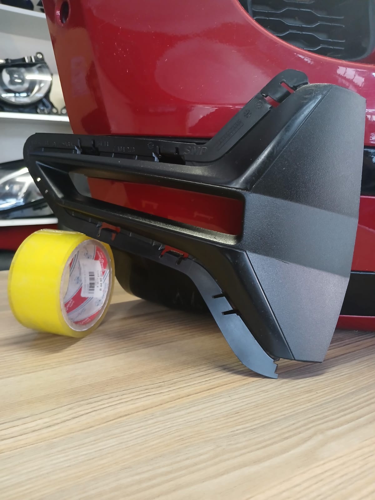 2018 BMW G20 3 SERIES LEFT SIDE FOG LIGHT COVER FOR SALE IN EXELLENT CONDITION - Private Seller