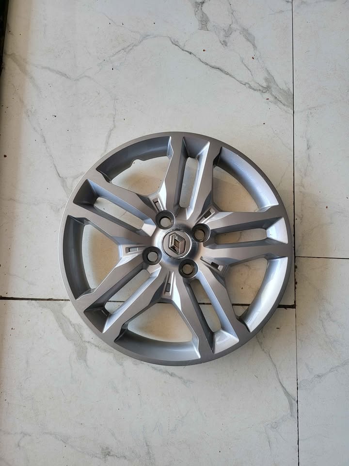 Renault triber wheel for sale - Private Seller