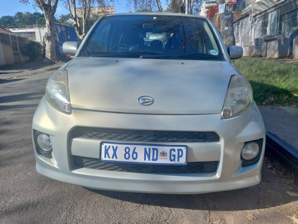 2010 DAIHATSU SIRION 1.3 PETROL, MANUAL, GOLD, 113000KMS 2010 DAIHATSU SIRION 1.3 PETROL, MANUAL, GOLD, 113000KMS