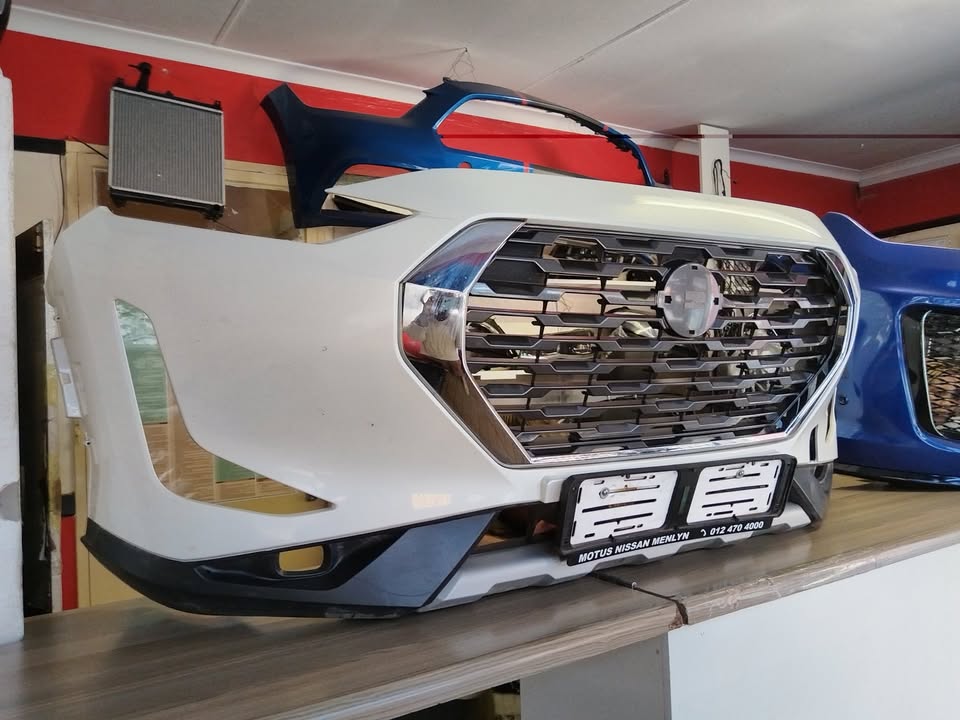 2021 NISSAN MAGNITE FRONT BUMPER WITH MAIN GRILL SUPER CLEAN FOR SALE - Private Seller 2021 NISSAN MAGNITE FRONT BUMPER WITH MAIN GRILL SUPER CLEAN FOR SALE - Private Seller