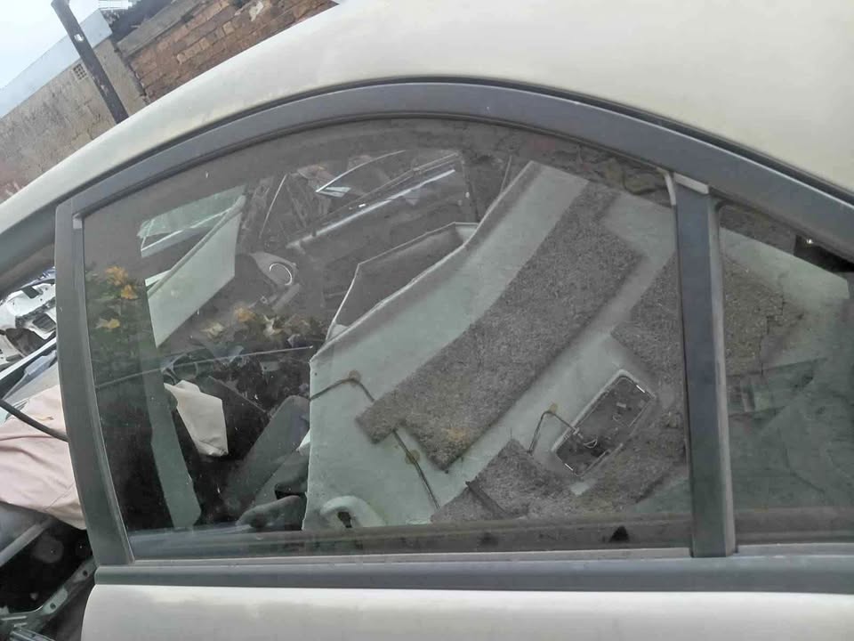 Mazda 6 mps left rear door glass selling - Private Seller Mazda 6 mps left rear door glass selling - Private Seller