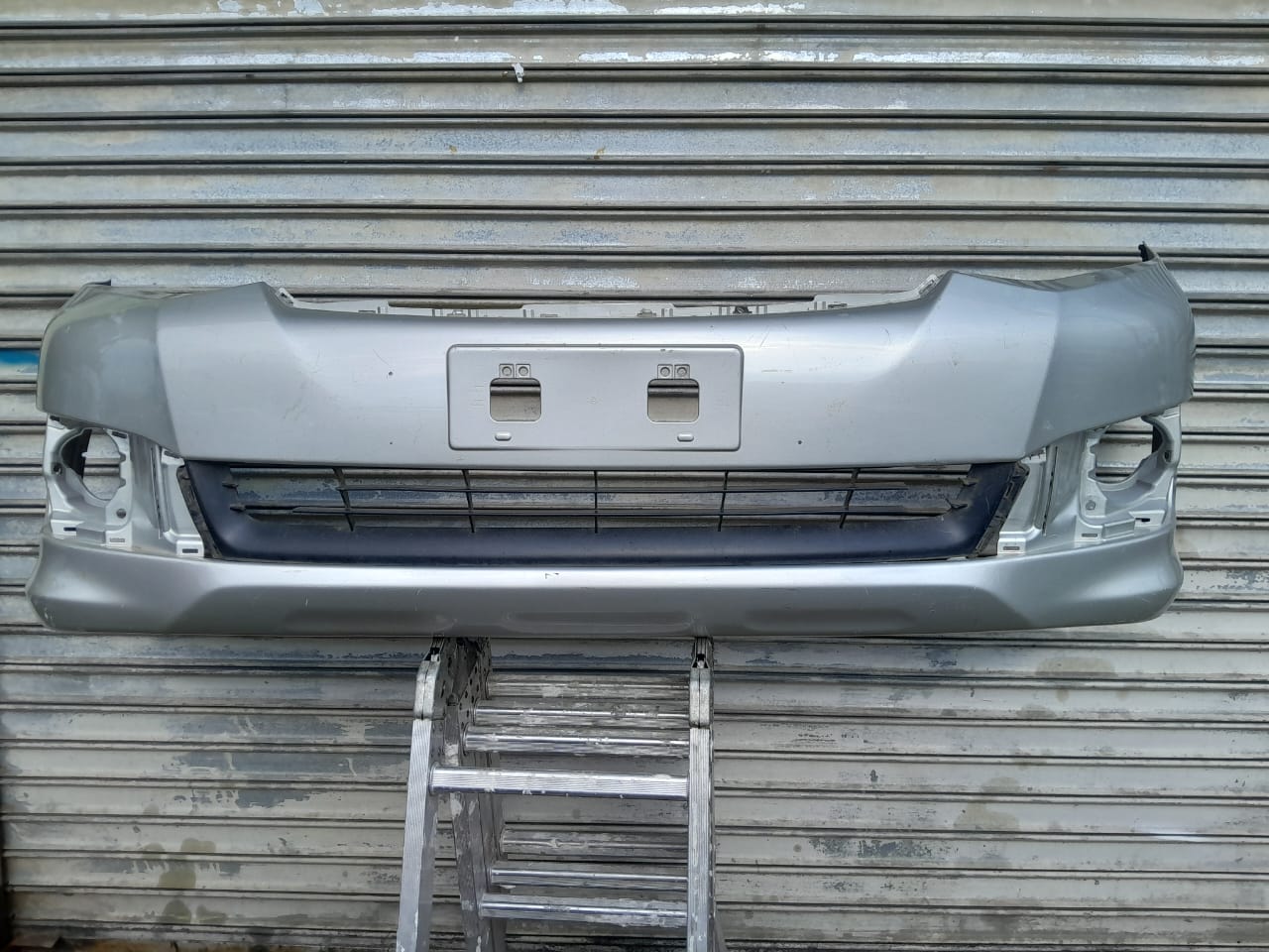 2013-2015 TOYOTA FORTUNER FRONT BUMPER FOR SALE - Private Seller