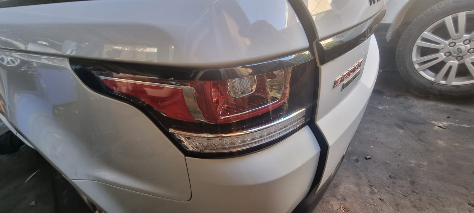 2017 Range Rover Sport 5.0l V8 S/C Taillights for sale