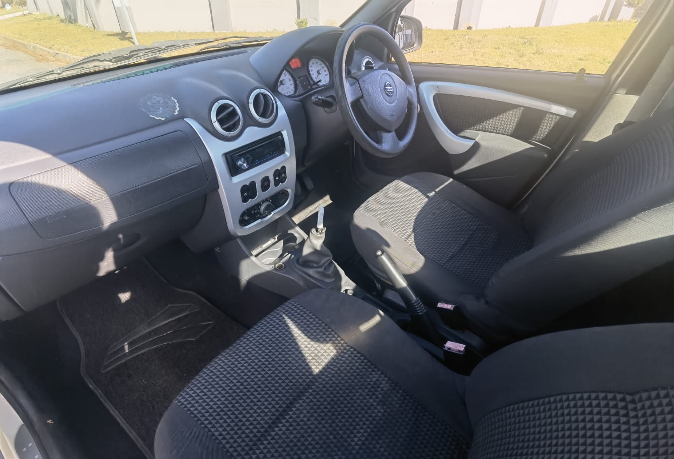 NISSAN NP 200 1.5DCI SAFETY PACK