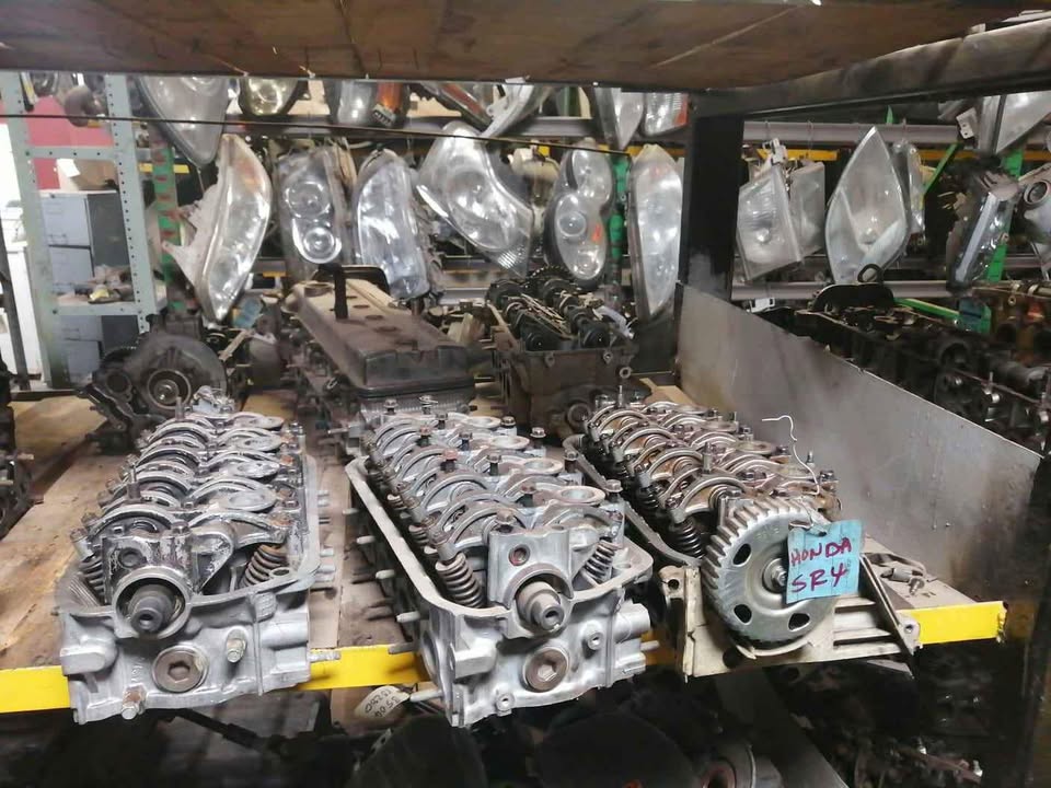 Honda sr4 cylinder head for sale at Richies motor spares - Private Seller Honda sr4 cylinder head for sale at Richies motor spares - Private Seller